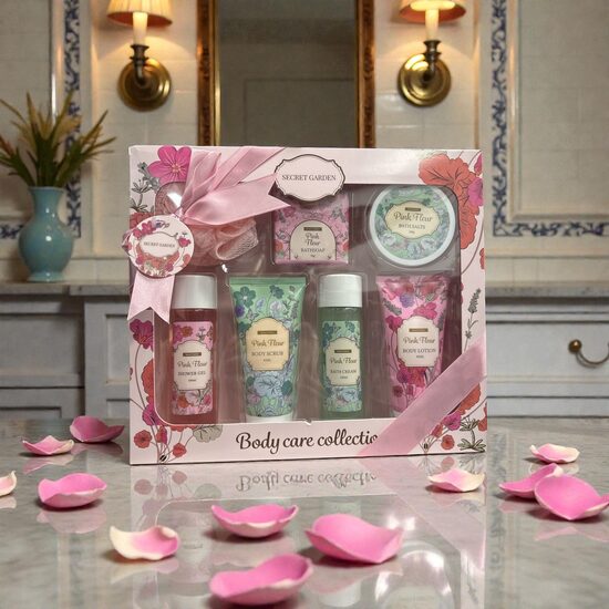 Secret Garden Pink Fleur – ķermeņa kopšanas dāvanu komplekts